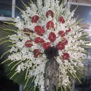 تاج گل یک طبقه ترحیم شیک